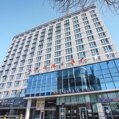 The Venezia Suite Hotel تشنتشون المظهر الخارجي الصورة