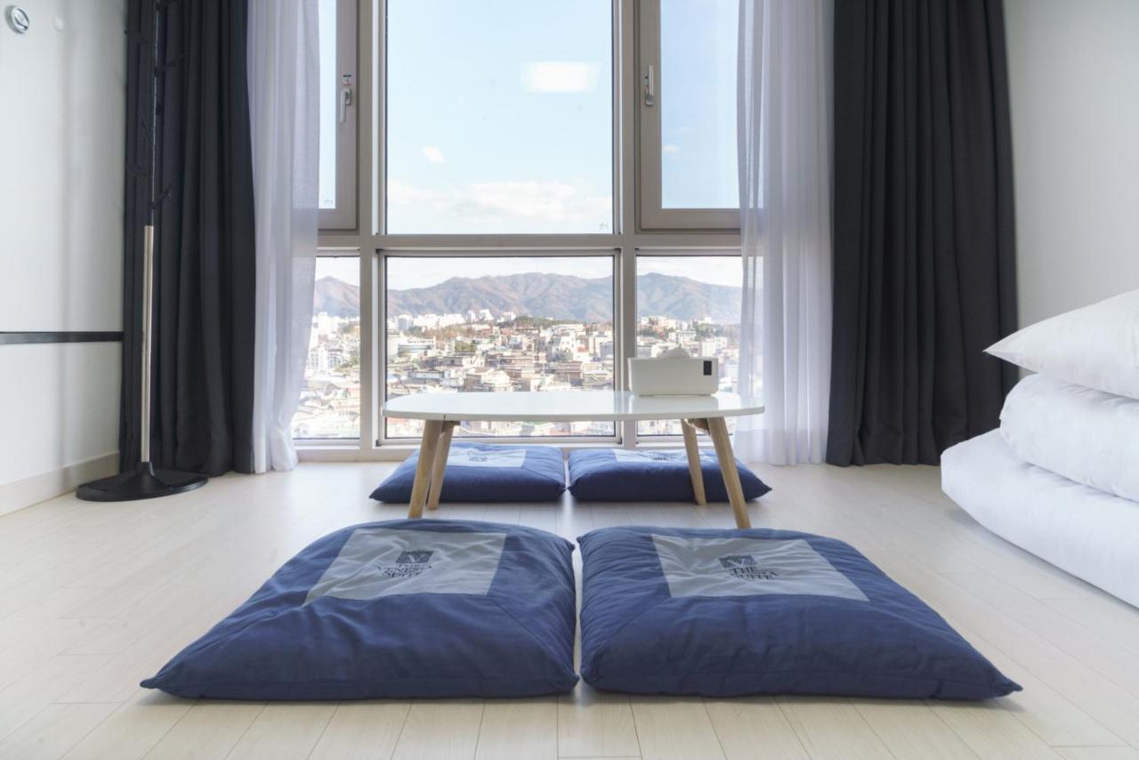 The Venezia Suite Hotel تشنتشون المظهر الخارجي الصورة